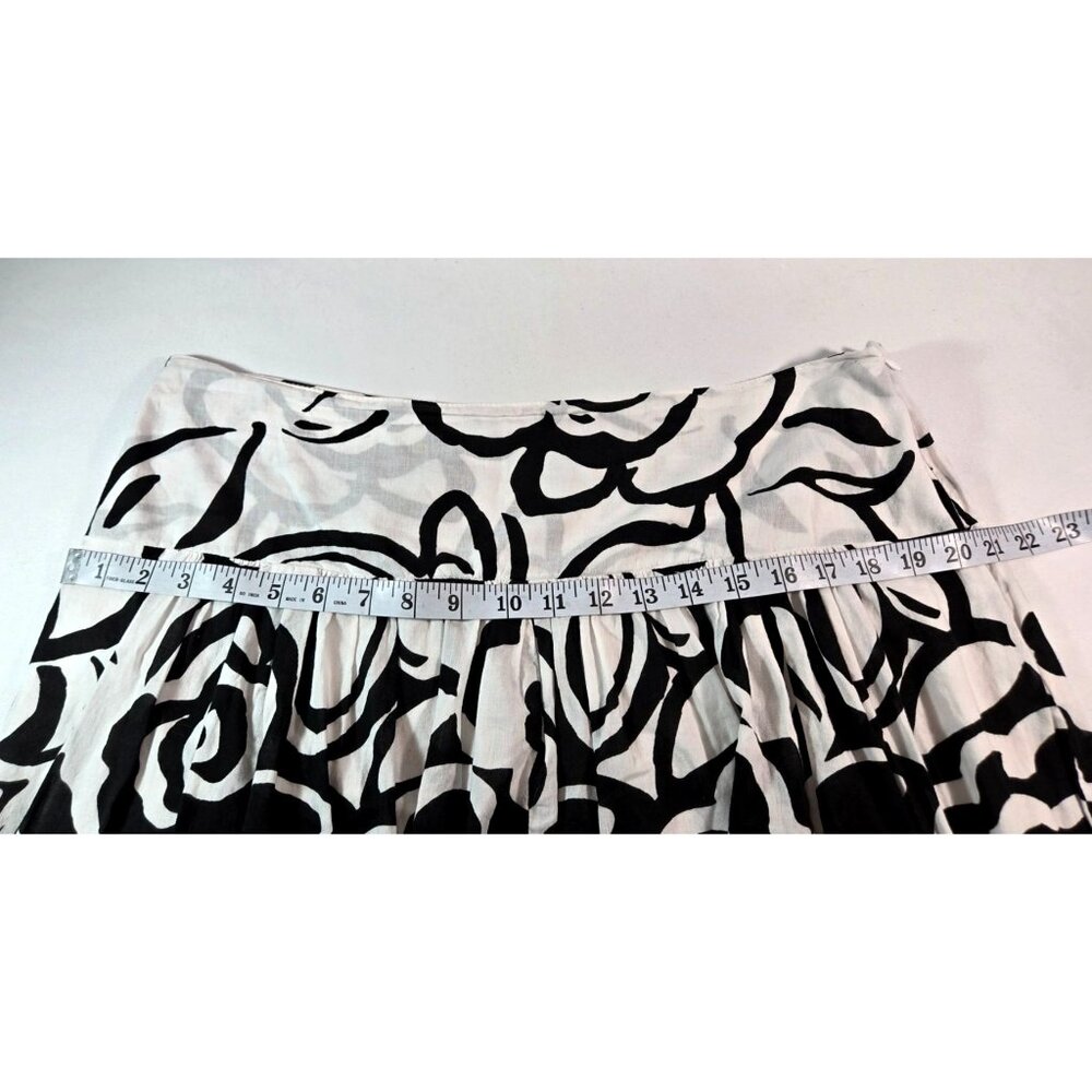 Karen Kane Black/White Skirt Abstract Floral Full Knee Sz 14 Hip Bank Flouncy - Picture 9 of 12